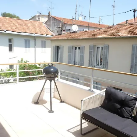 Sleeps 6 Pool Air Con Wifi * קאן